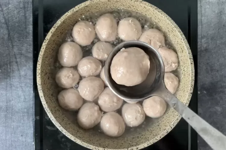 Cara Mempercepat Cetak Bakso Agar Produksi Lebih Efisien